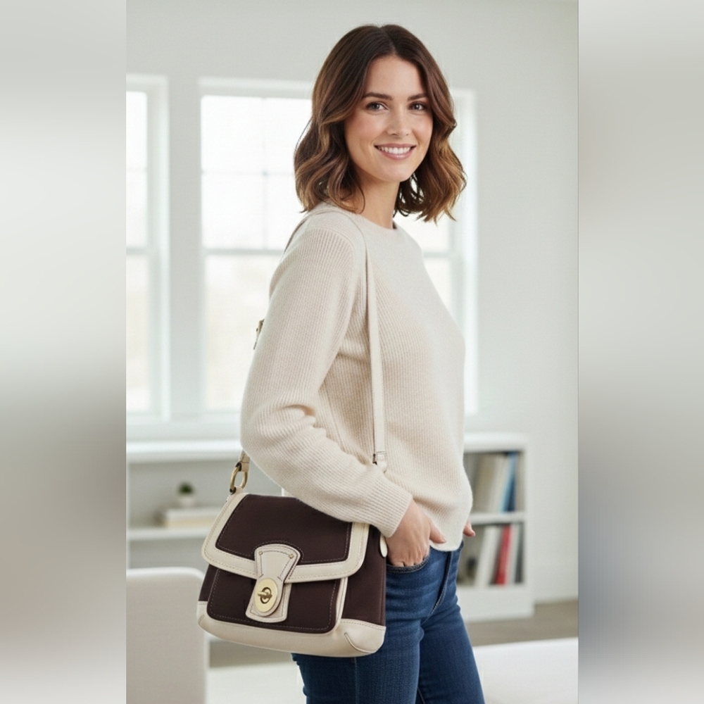 Coach Vintage 2006 EUC Legacy Parchment/Brown Slim Flap Ali Turnlock Bag - Picture 3 of 12